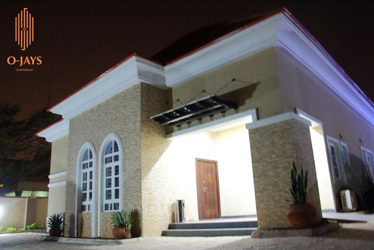 Ojay'S Guest House Abuja Exterior photo